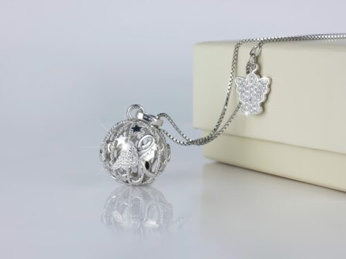Attesa - Collezione Prestige con sonaglio e collana lunga