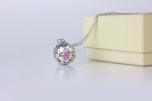 Bambina - Nuova Collezione Luxury con collana lunga e sonaglio - immagine 2
