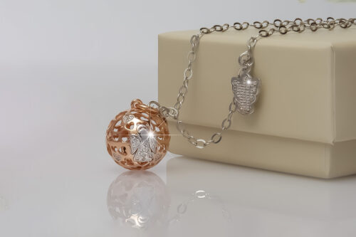 Chiama Angeli in Argento con Zirconi Bianchi collana lunga e sonaglio - immagine 3