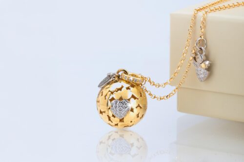 Chiama Angeli Cuore di Madre a Collana Lunga con sonaglio in Oro