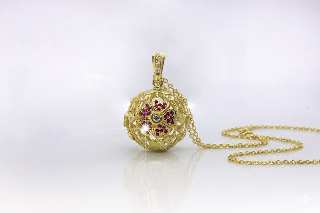 Ciondolo chiama angeli a forma di fiore in oro giallo, regalo per donne in gravidanza e dolce attesa.